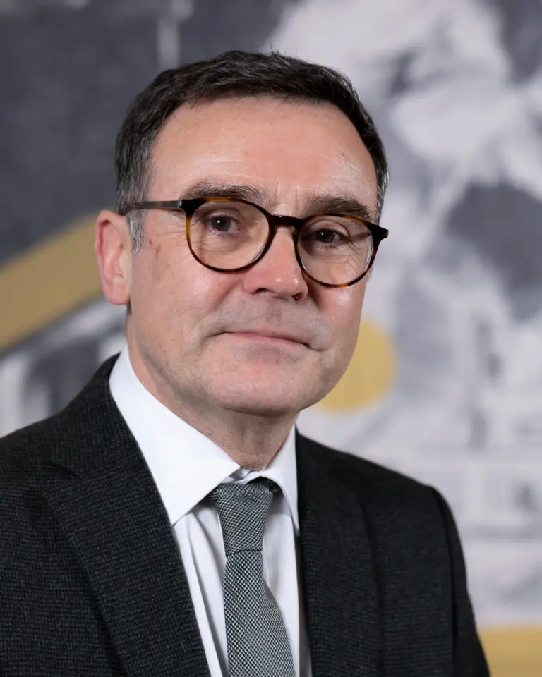Portrait of Tim Pogson